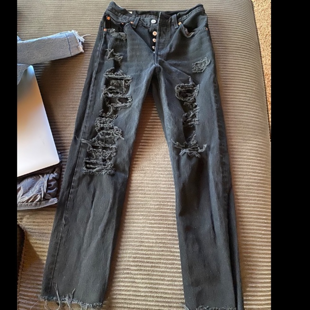 Levi’s size 25